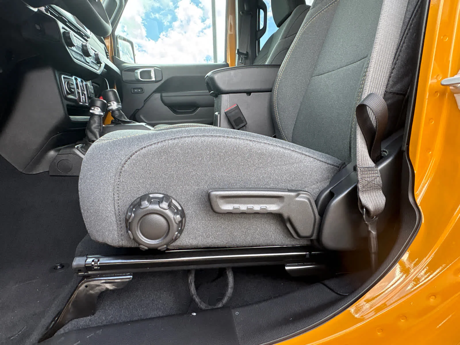 New 2026 Goldilocks Jeep Sport S image 19