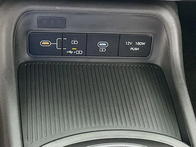 New 2027 Hyundai KONA SE