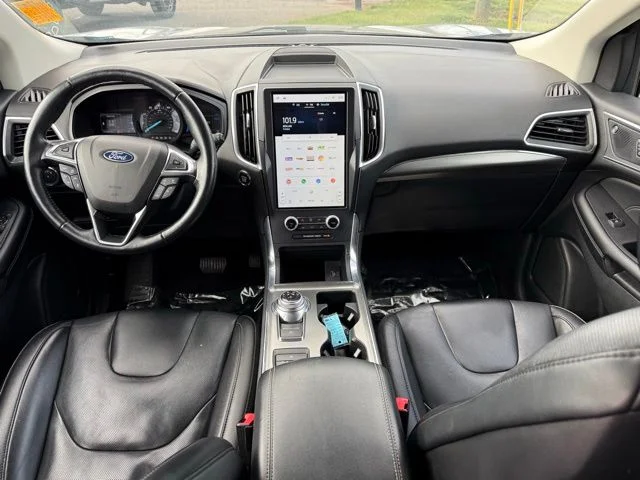 Used 2022 Silver Ford Titanium image 19