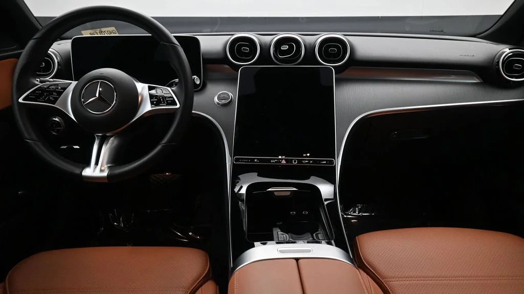 Used 2025 White Mercedes-Benz C 300 image 4