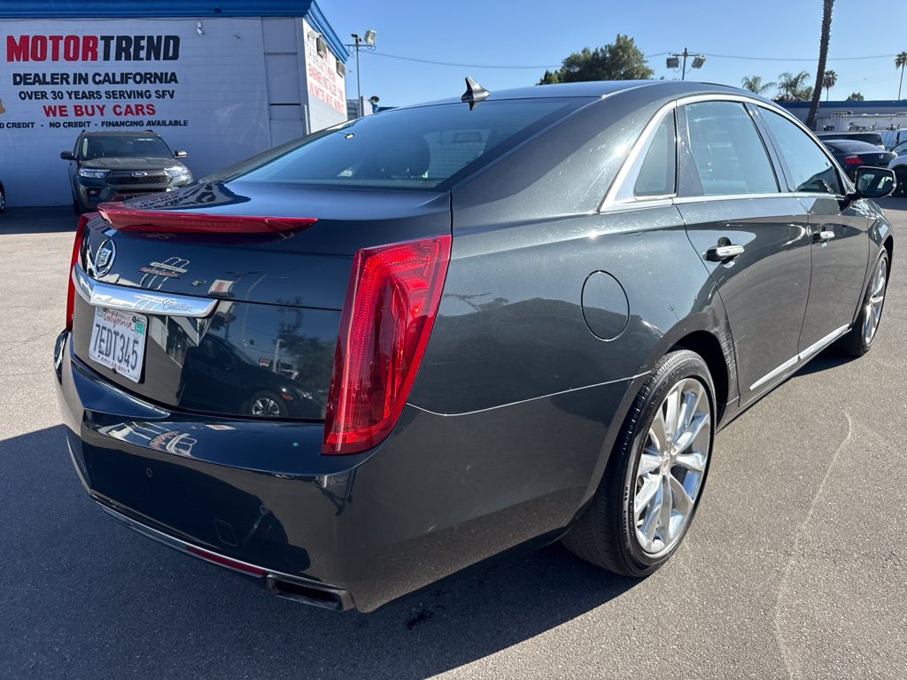 Used 2014 Gray Cadillac Luxury image 5