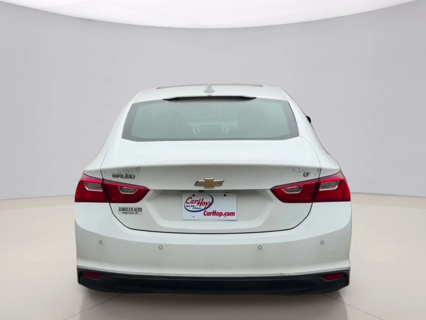 Used 2017 White Chevrolet 1LT image 6