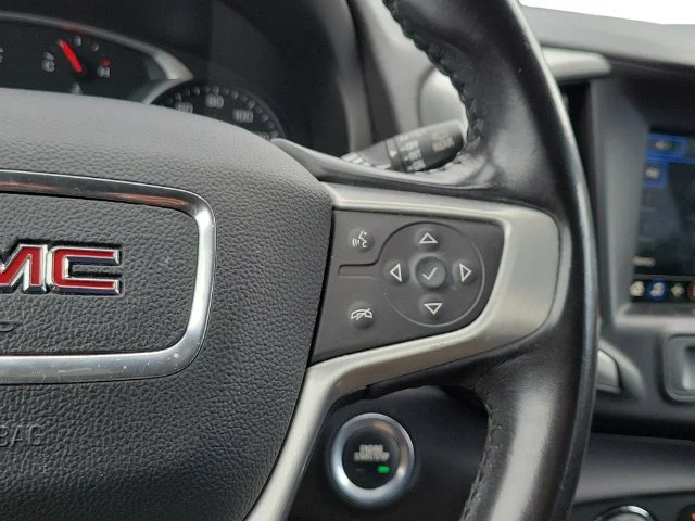 Used 2019 EBONY TWILIGHT METALLIC GMC SLE image 12