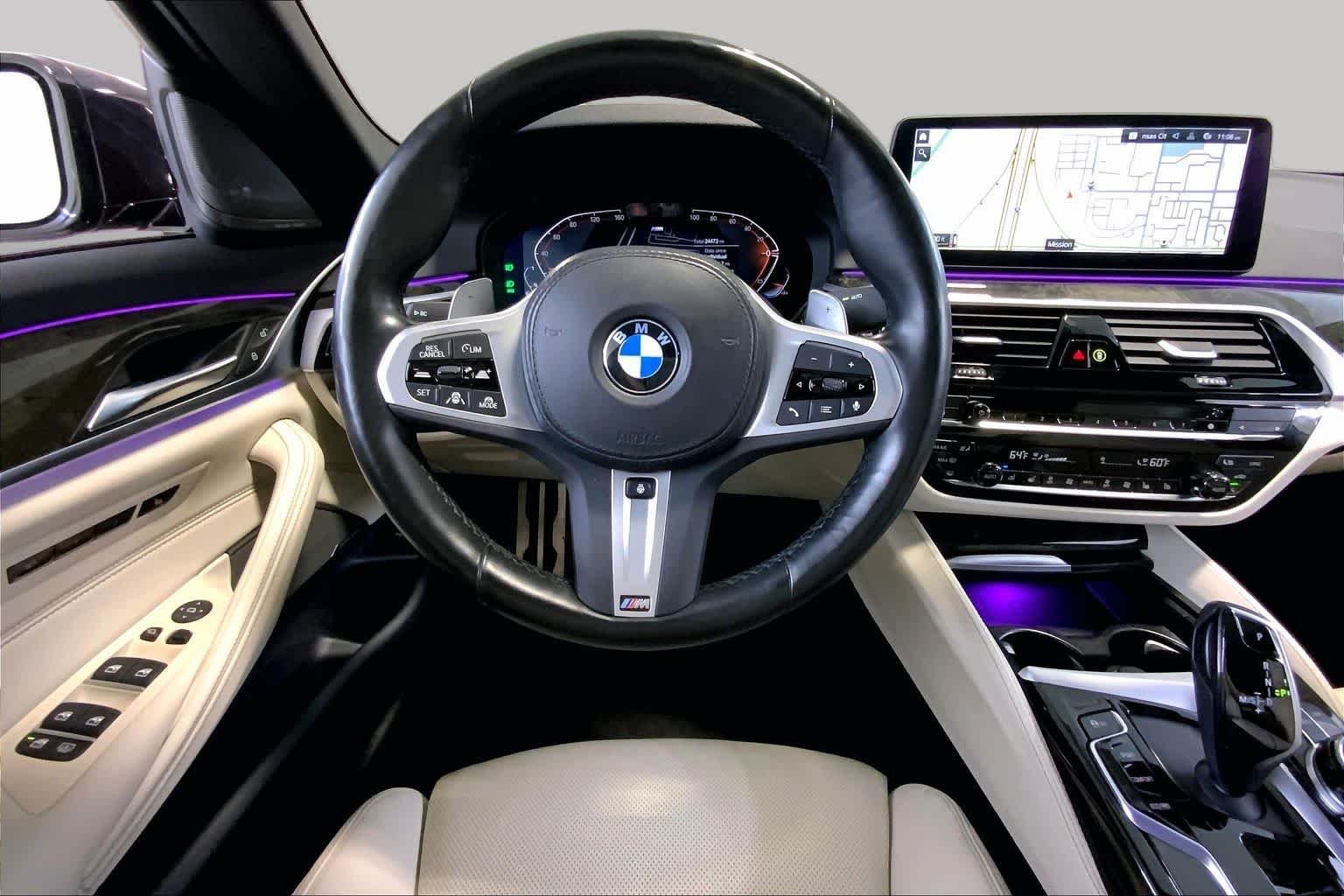 Certified Used 2023 Carbon Black Metallic BMW 540i xDrive image 5