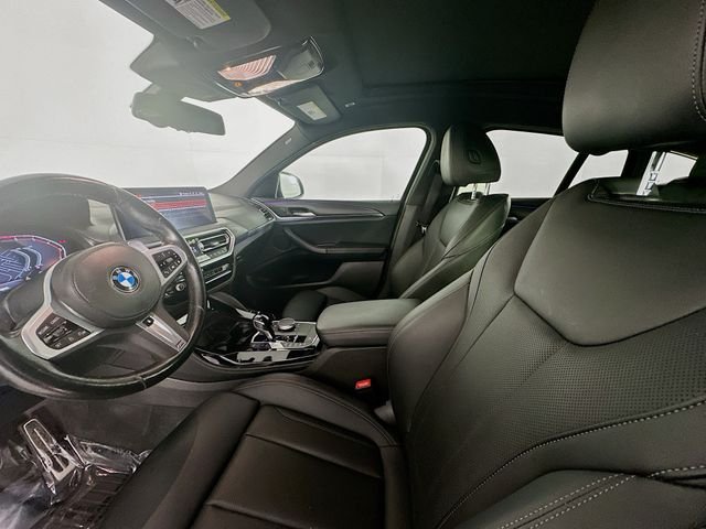 Used 2023 Gray BMW xDrive30i image 21
