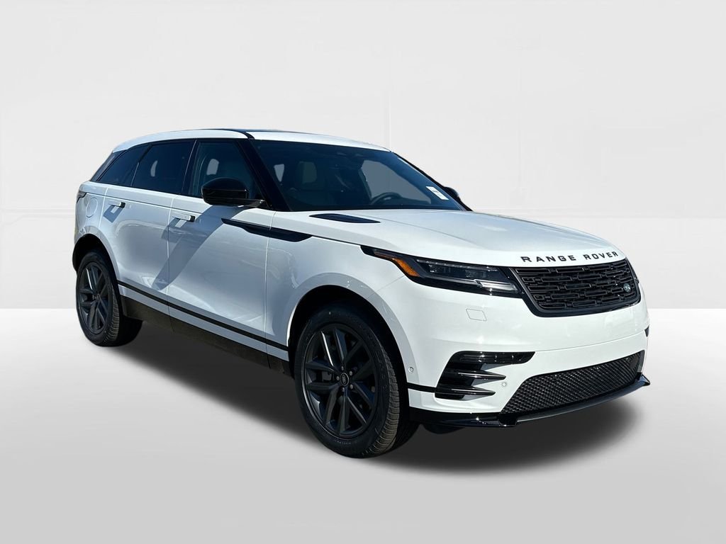 Used 2026 White Land Rover Dynamic SE image 5