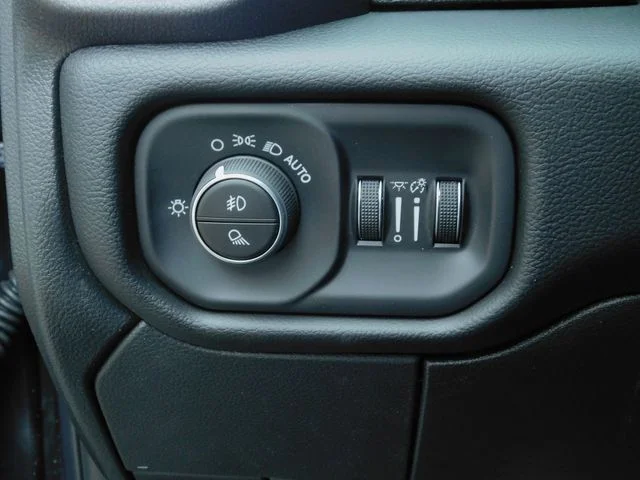 New 2026 Blue Ram Laramie image 24