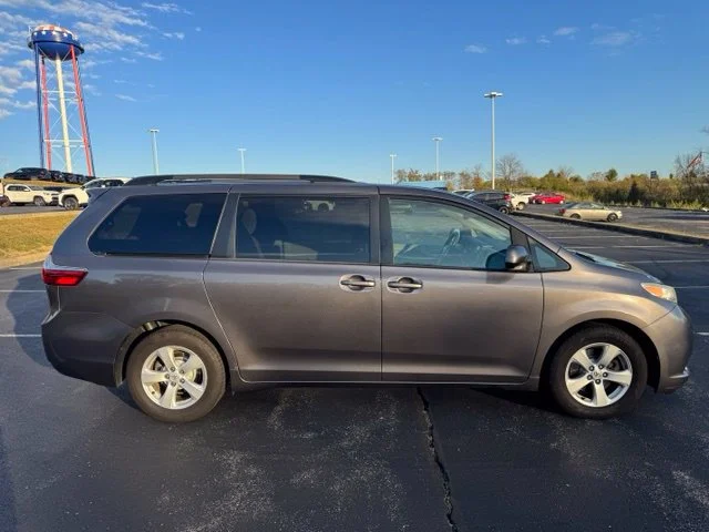 Used 2015 Gray Toyota LE image 2