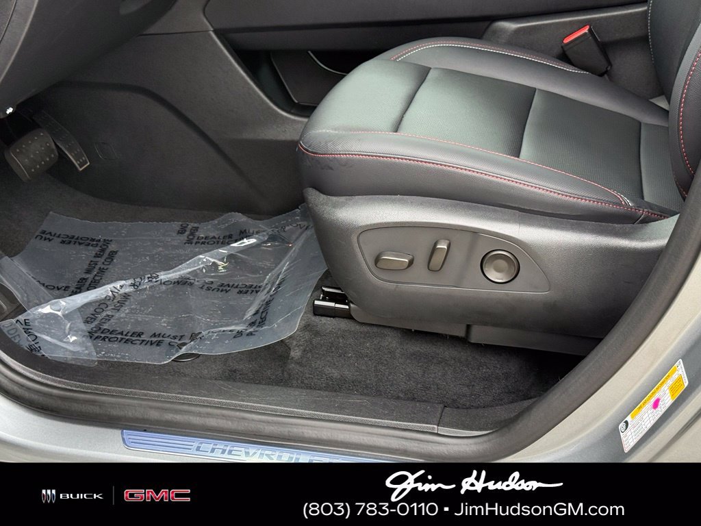 Used 2024 Gray Chevrolet Z71 image 22