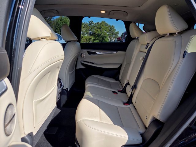 Used 2021 Black INFINITI Sensory image 13