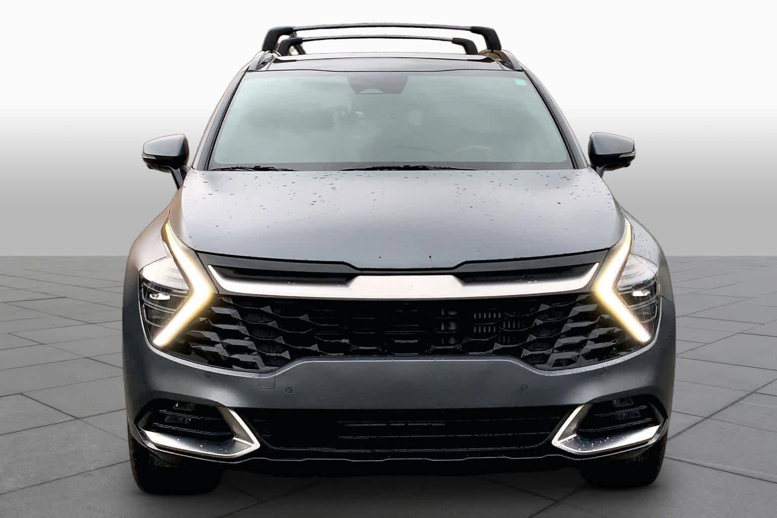 Used 2025 Shadow Matte Gray Kia SX-Prestige image 3