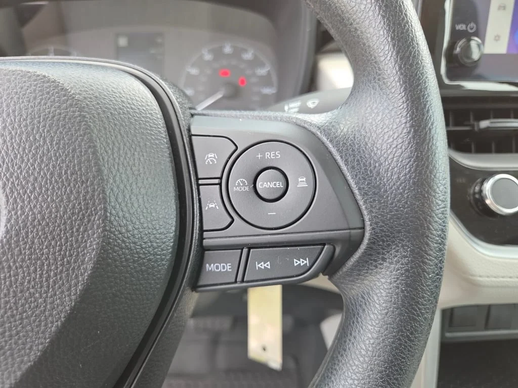 Used 2025 Celestite Toyota L image 34
