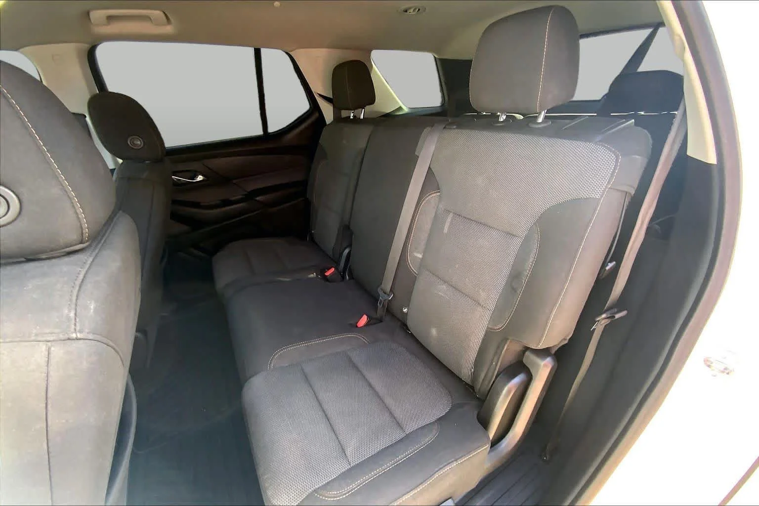 Used 2020 Summit White Chevrolet LS image 19