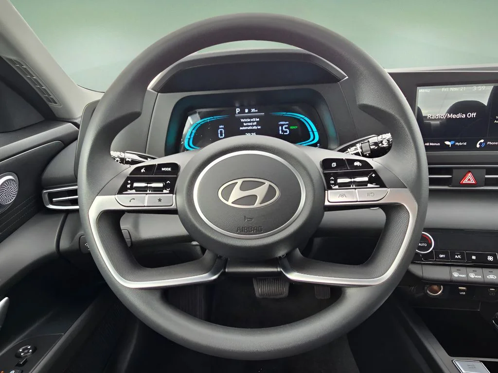 Used 2026 Serenity White Hyundai Blue image 29