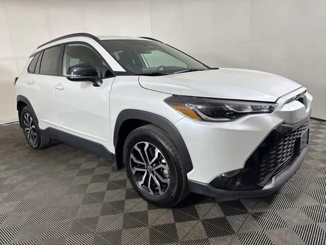 2025 Toyota Corolla Cross Hybrid SE AWD's photo