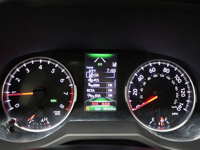 Used 2022 Blueprint Toyota XLE Premium image 11
