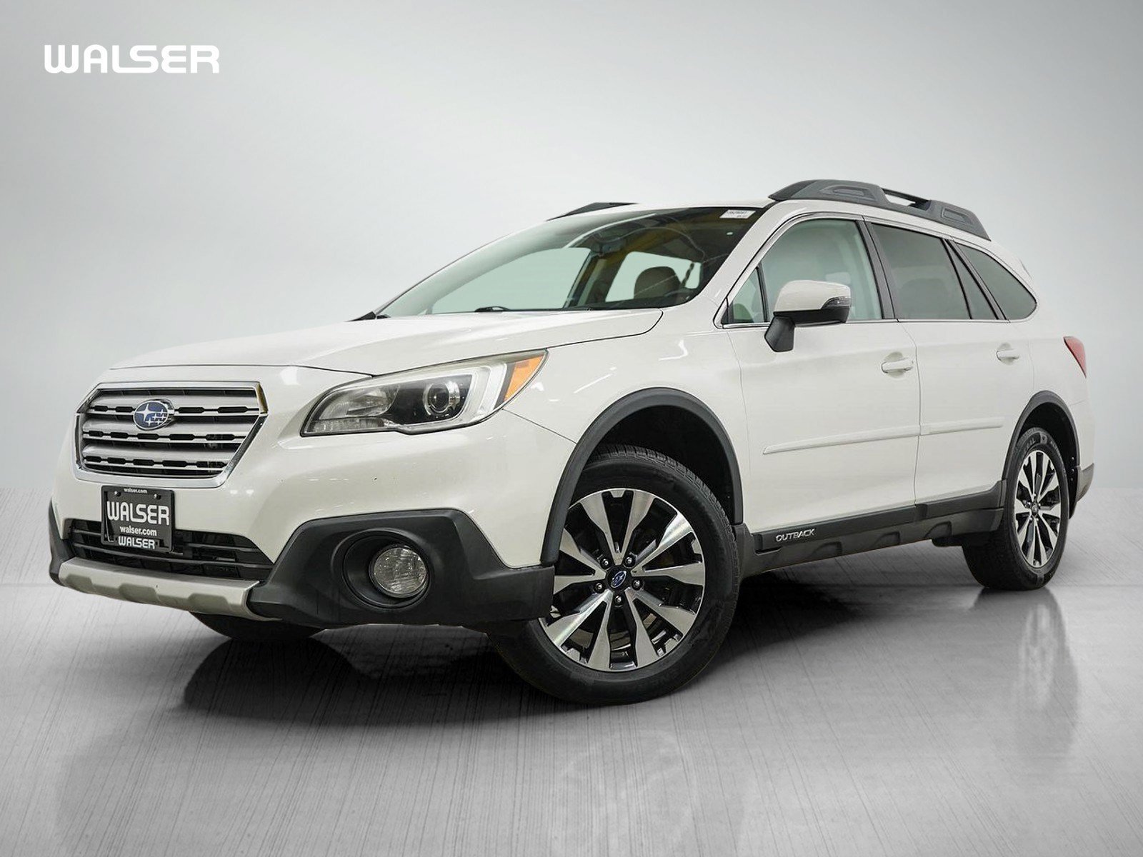 Used 2015 Crystal White Pearl Subaru 2.5i image 1