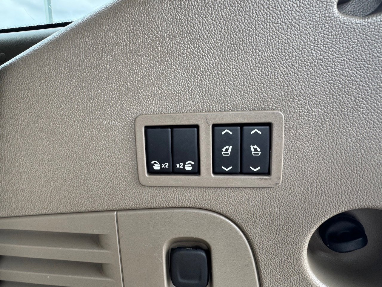 2019 GMC Yukon SLT - Photo 48