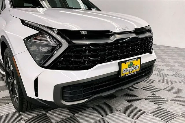 Used 2023 Glacial White Pearl Kia X-Line image 33