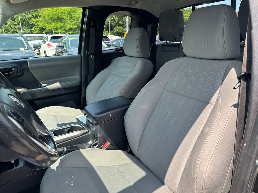Used 2018 Black Toyota SR5 image 15
