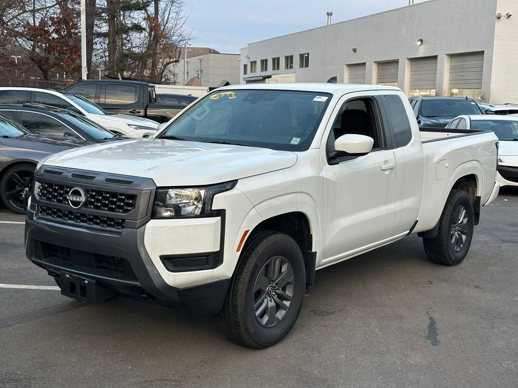 2025 Nissan Frontier SV - Photo 6