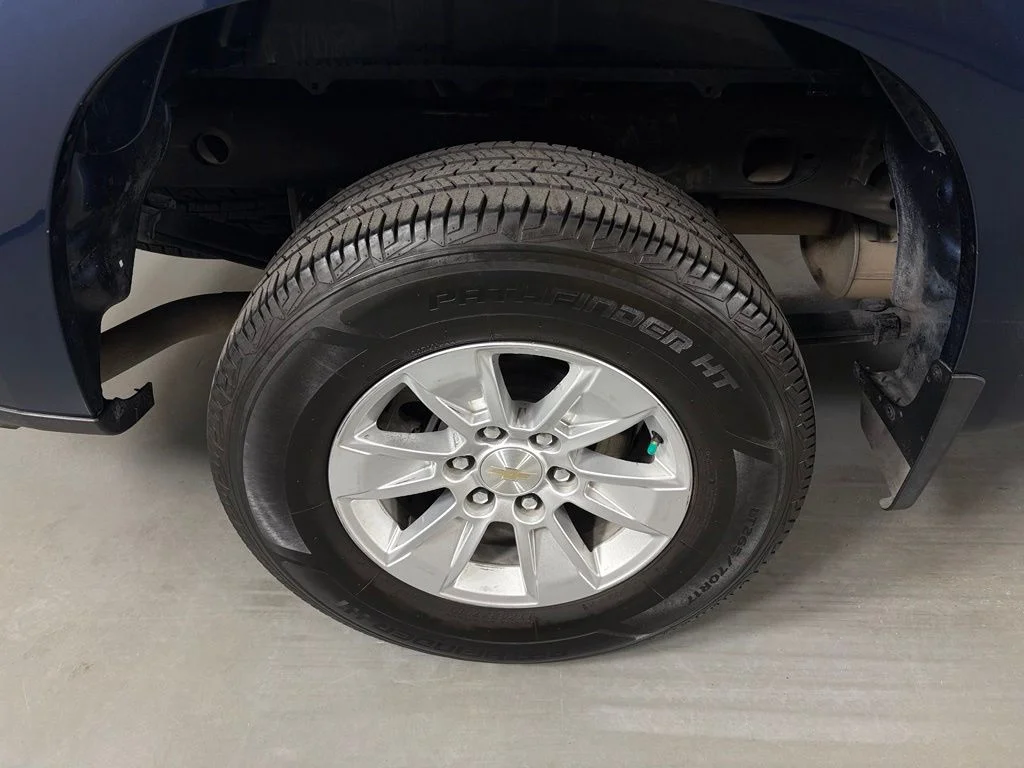 Used 2021 Blue Chevrolet LT image 12