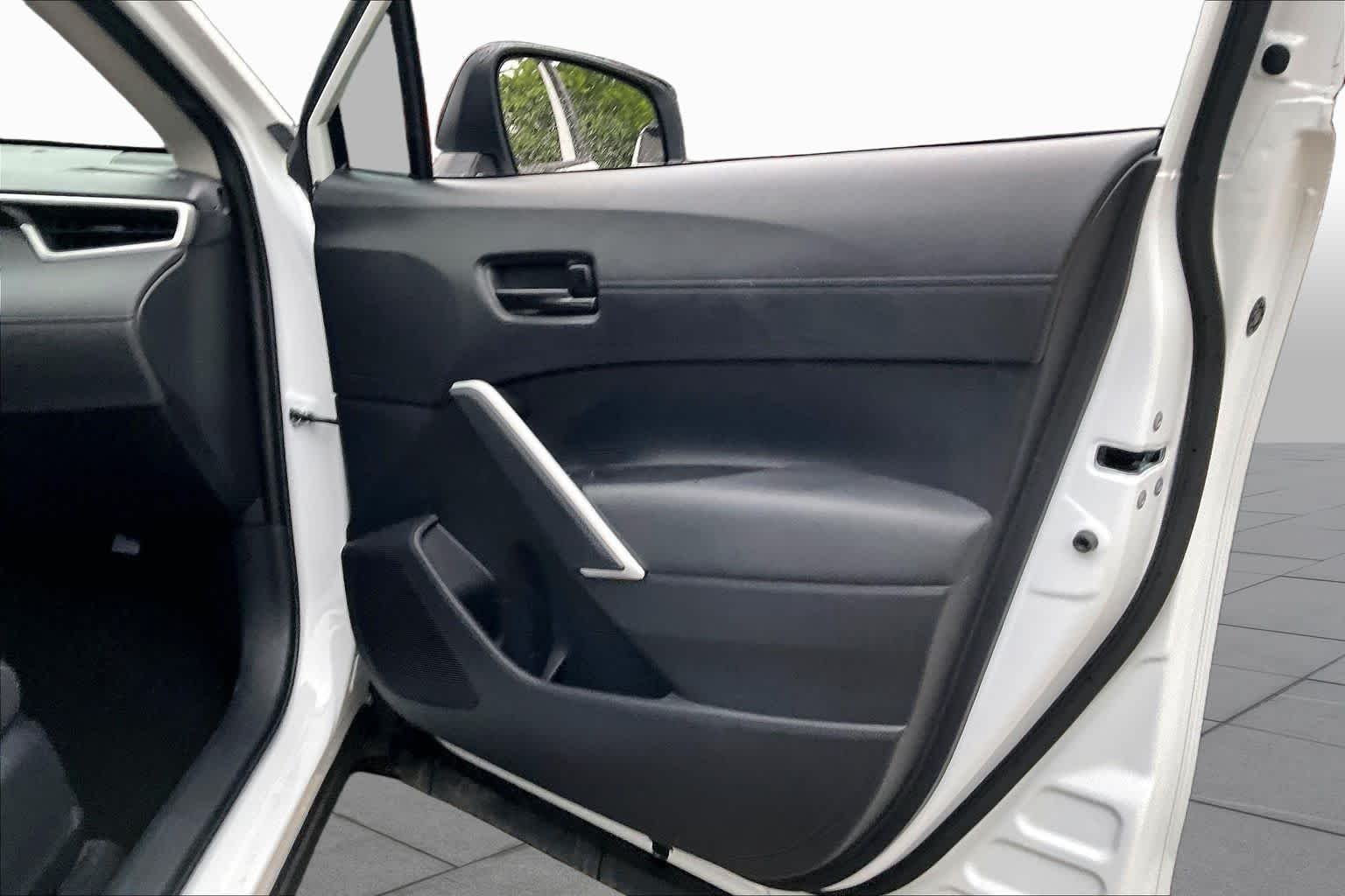 Used 2026 Wind Chill Pearl Toyota LE image 22