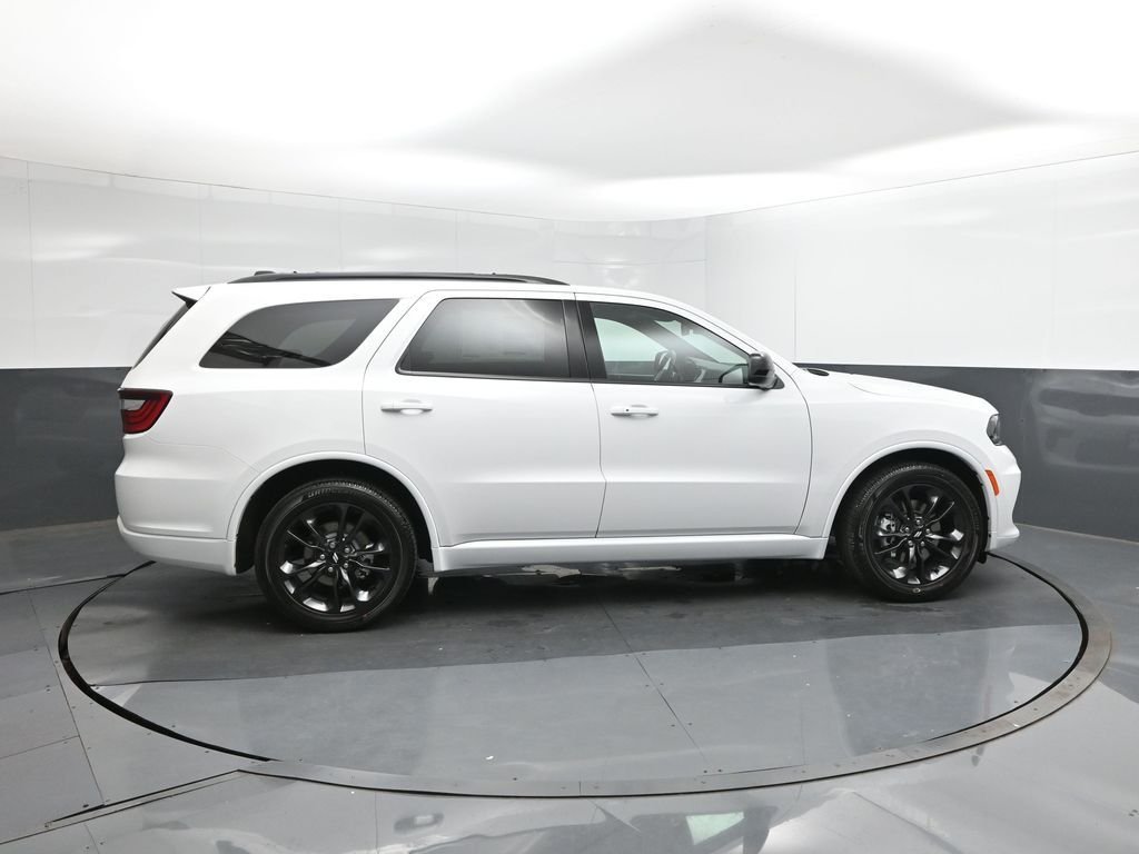 New 2026 White Knuckle Clear-Coat Exterior Paint Dodge GT image 11