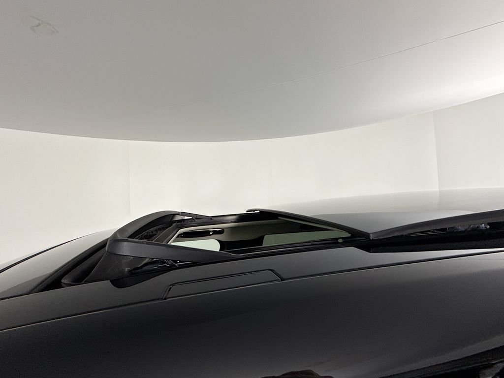 New 2026 Santorini Black LAND ROVER SE LWB 7-Seats / V8 image 23