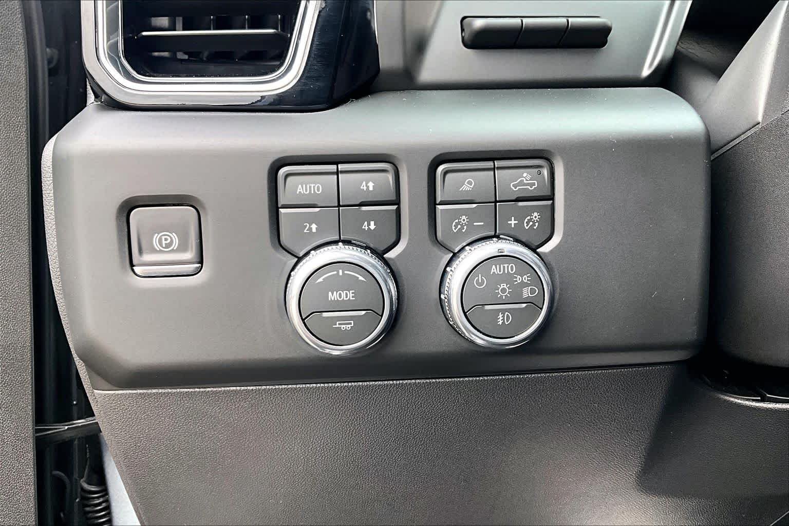 Used 2026 Sterling Metallic GMC Denali image 36