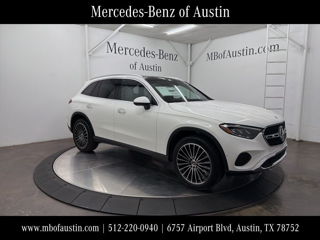2026 Mercedes-Benz GLC GLC 300's photo