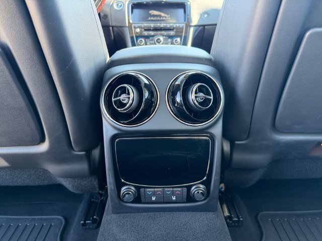 Used 2019 Santorini Black Metallic Jaguar R-Sport image 19