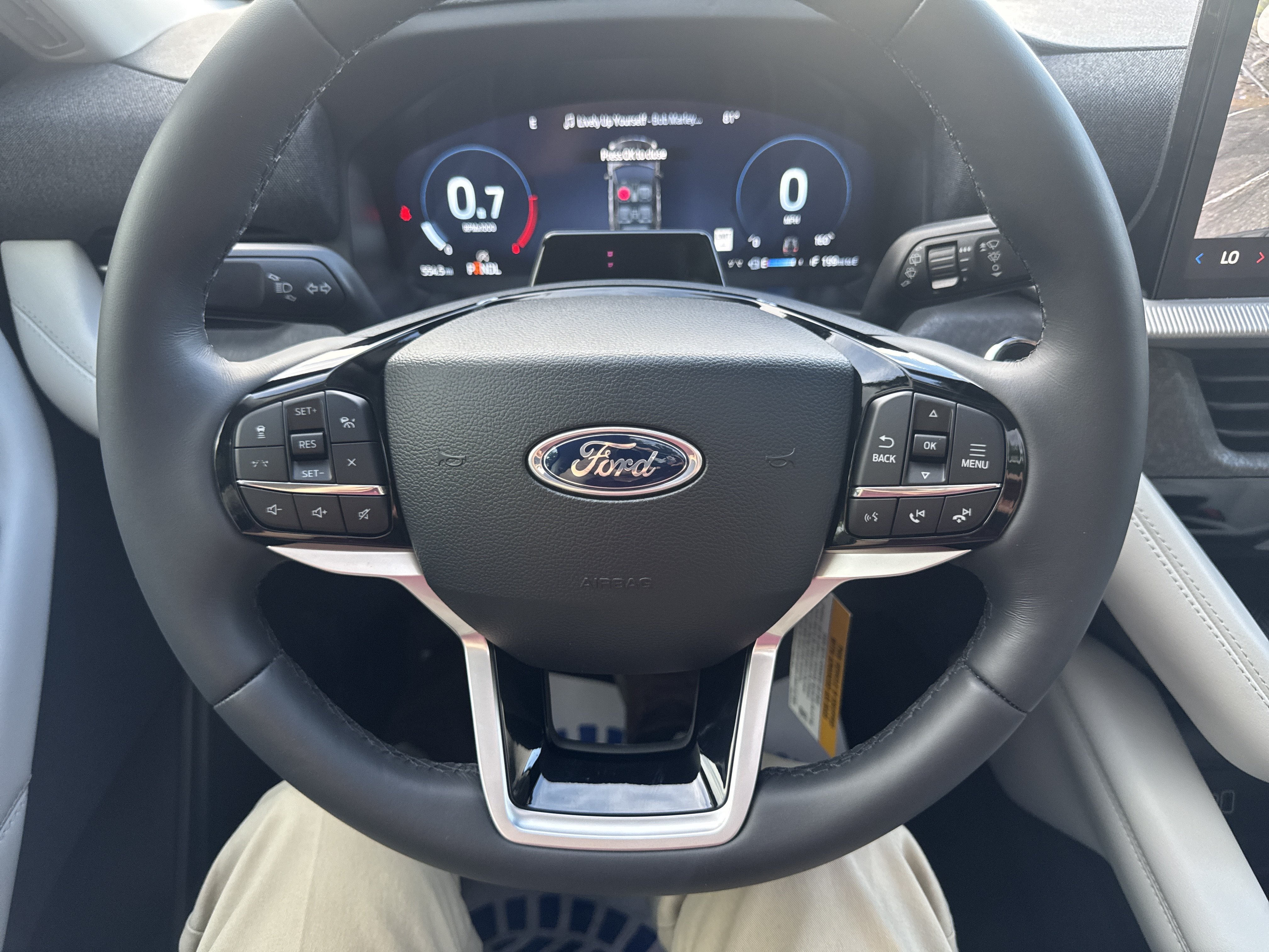 Used 2026 CARBONIZED FORD Platinum image 33
