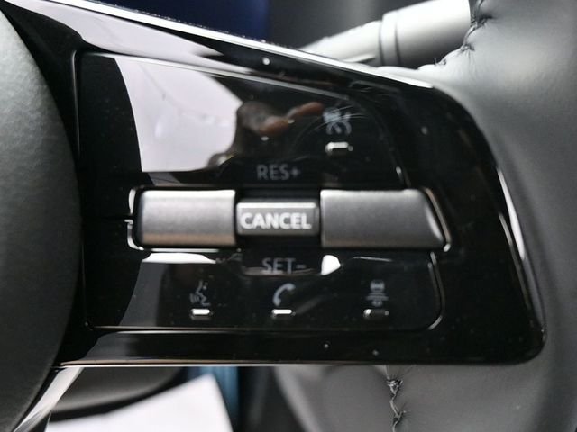 2025 Nissan Z Performance - Photo 19