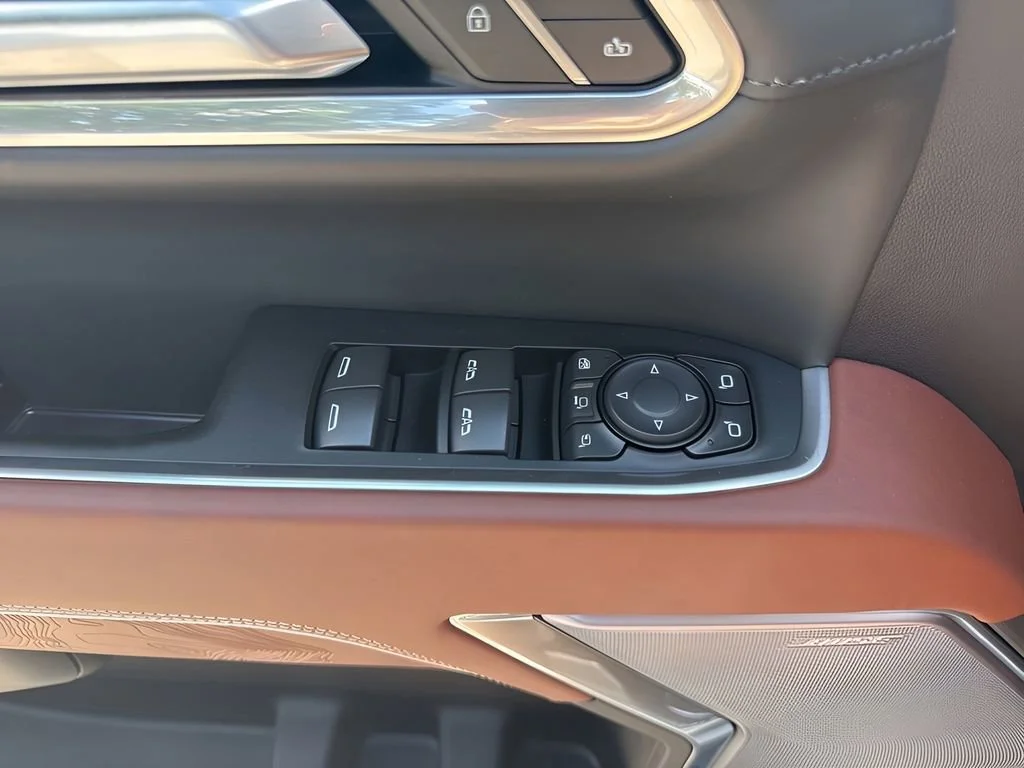 New 2026 Sterling Metallic GMC Denali Ultimate image 31