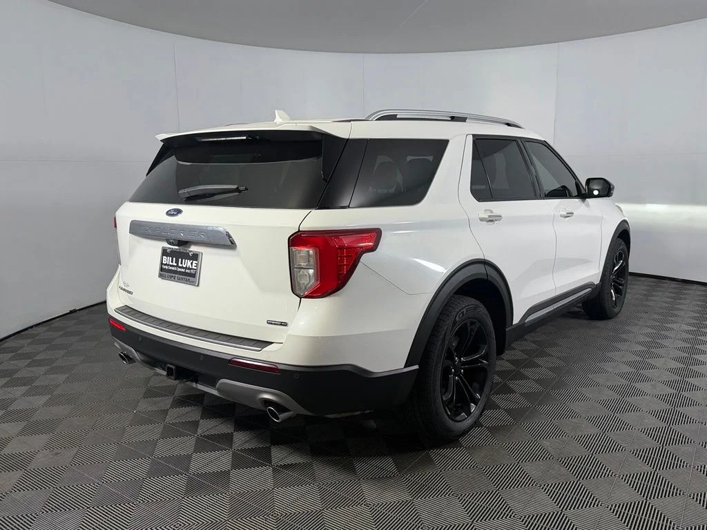 Used 2021 White Ford Limited image 7