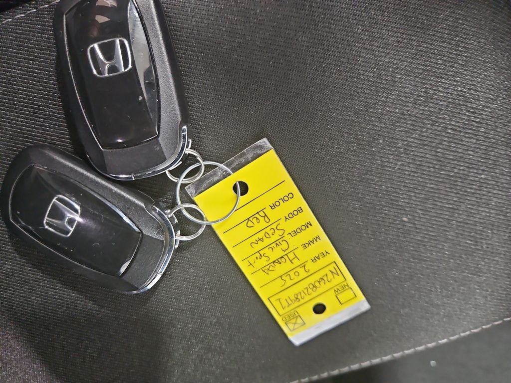 Used 2025  Honda Sport image 27