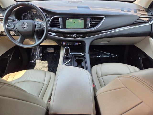 Used 2018  Buick Premium Group image 15