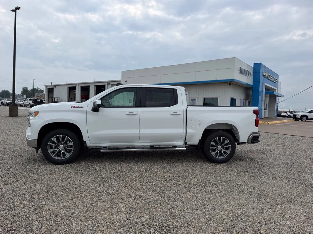 2026 Chevrolet Silverado 1500 LT - Photo 6