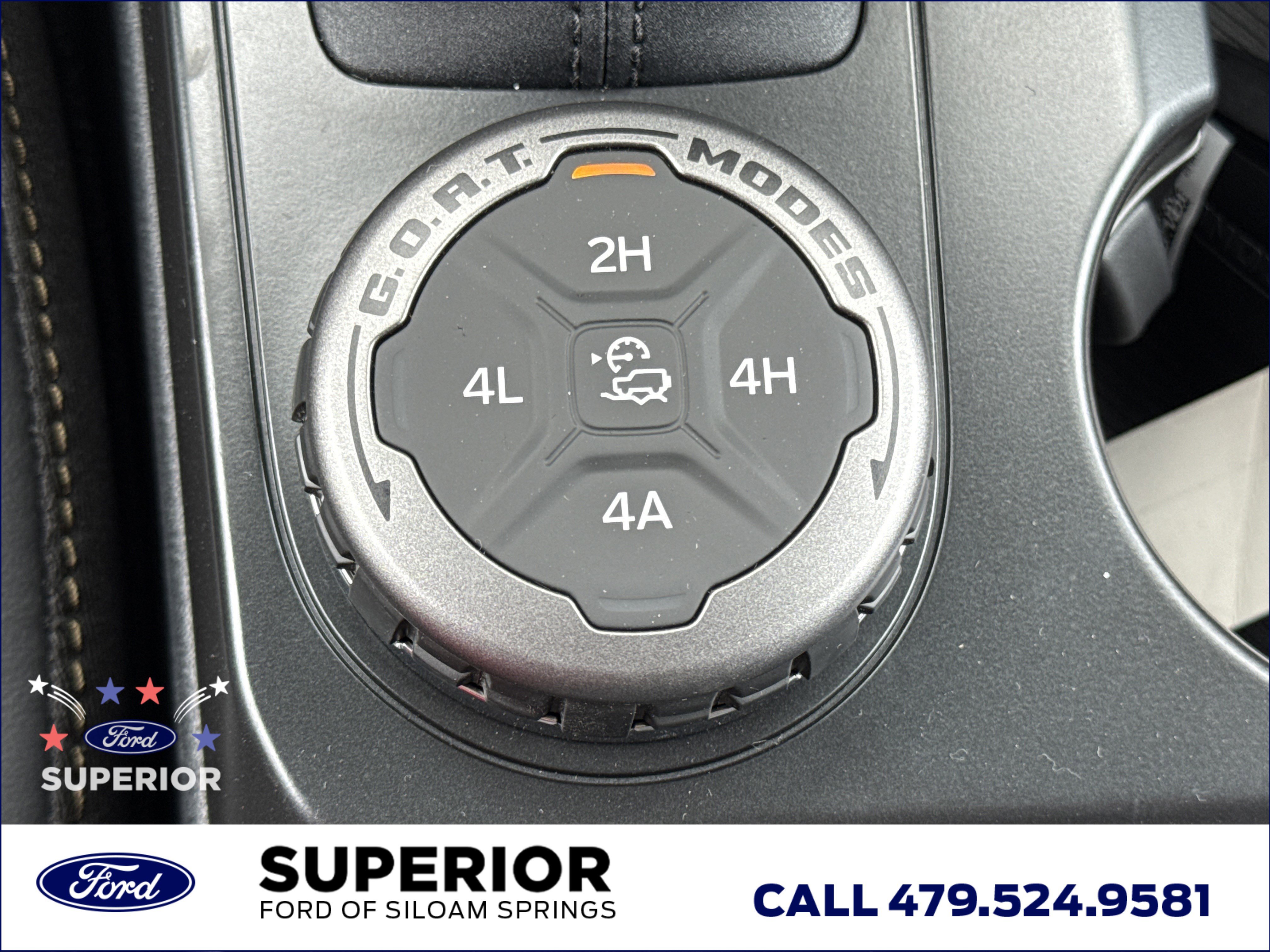 New 2026 Avalanche Gray Ford Badlands 4WD image 20