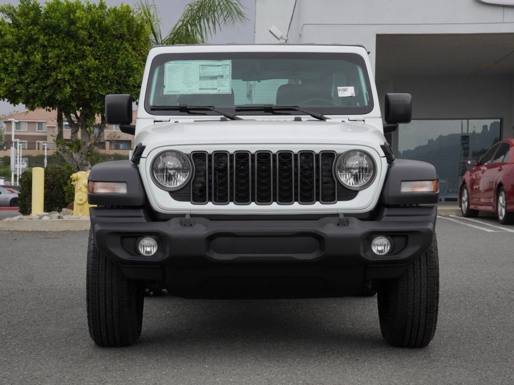 New 2026 Bright White Clear-Coat Exterior Paint Jeep Sport image 8