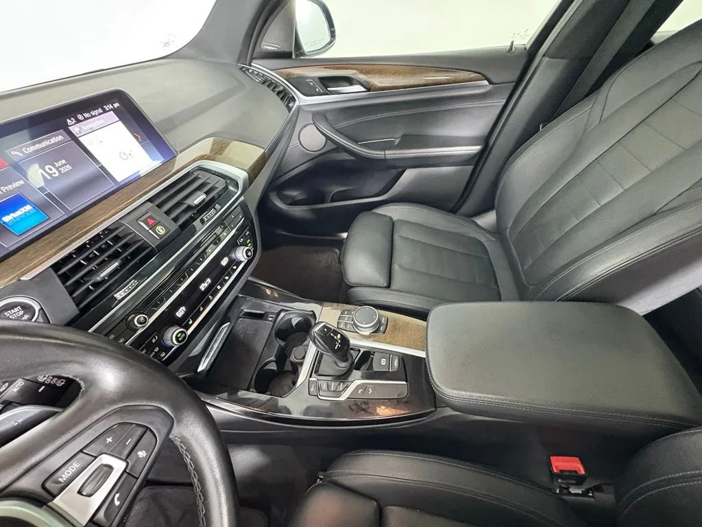 Used 2019 Black BMW xDrive30i image 27