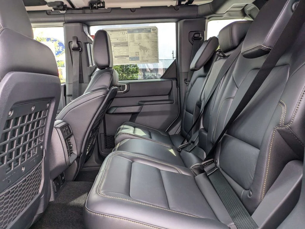 New 2026 Avalanche Gray Ford Badlands image 13