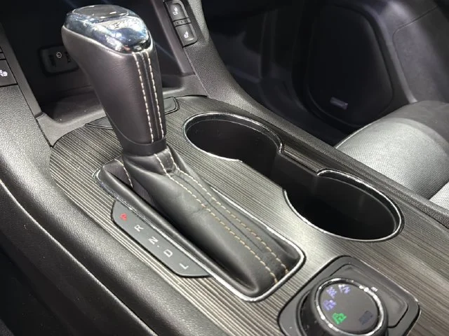 Used 2018 Black GMC SLT-1 image 29