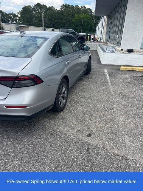 Used 2024 Silver Honda EX image 7