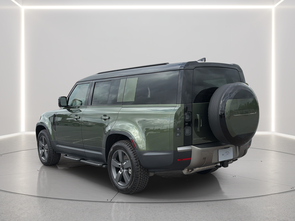 New 2026 Woolstone Green Land Rover S image 15