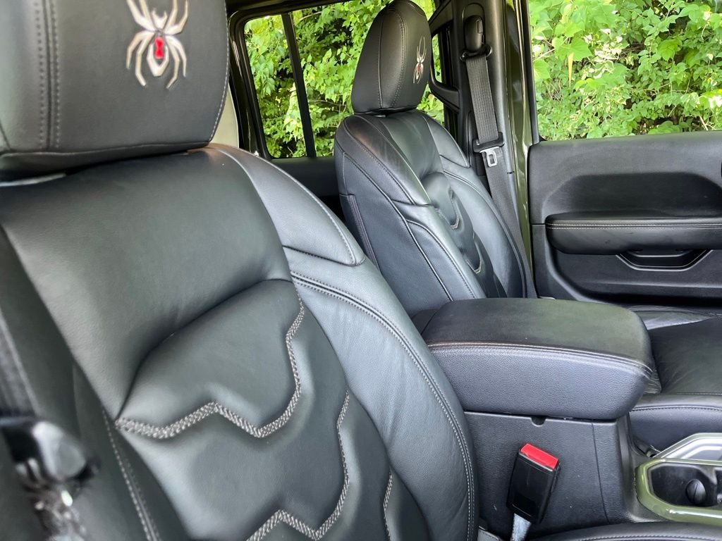 Used 2021 Green Clearcoat Jeep Overland image 48