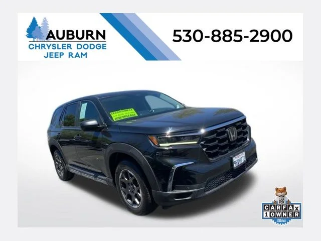 2023 Honda Pilot LX 2WD's photo