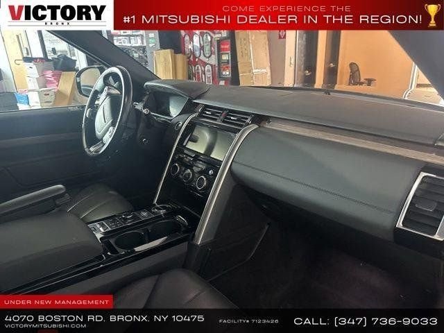 Used 2018 Gray Land Rover HSE image 17