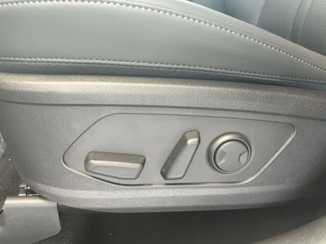 New 2026 Glacial White Pearl Kia S image 16